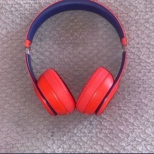 Update * beats been sold only have rose gold